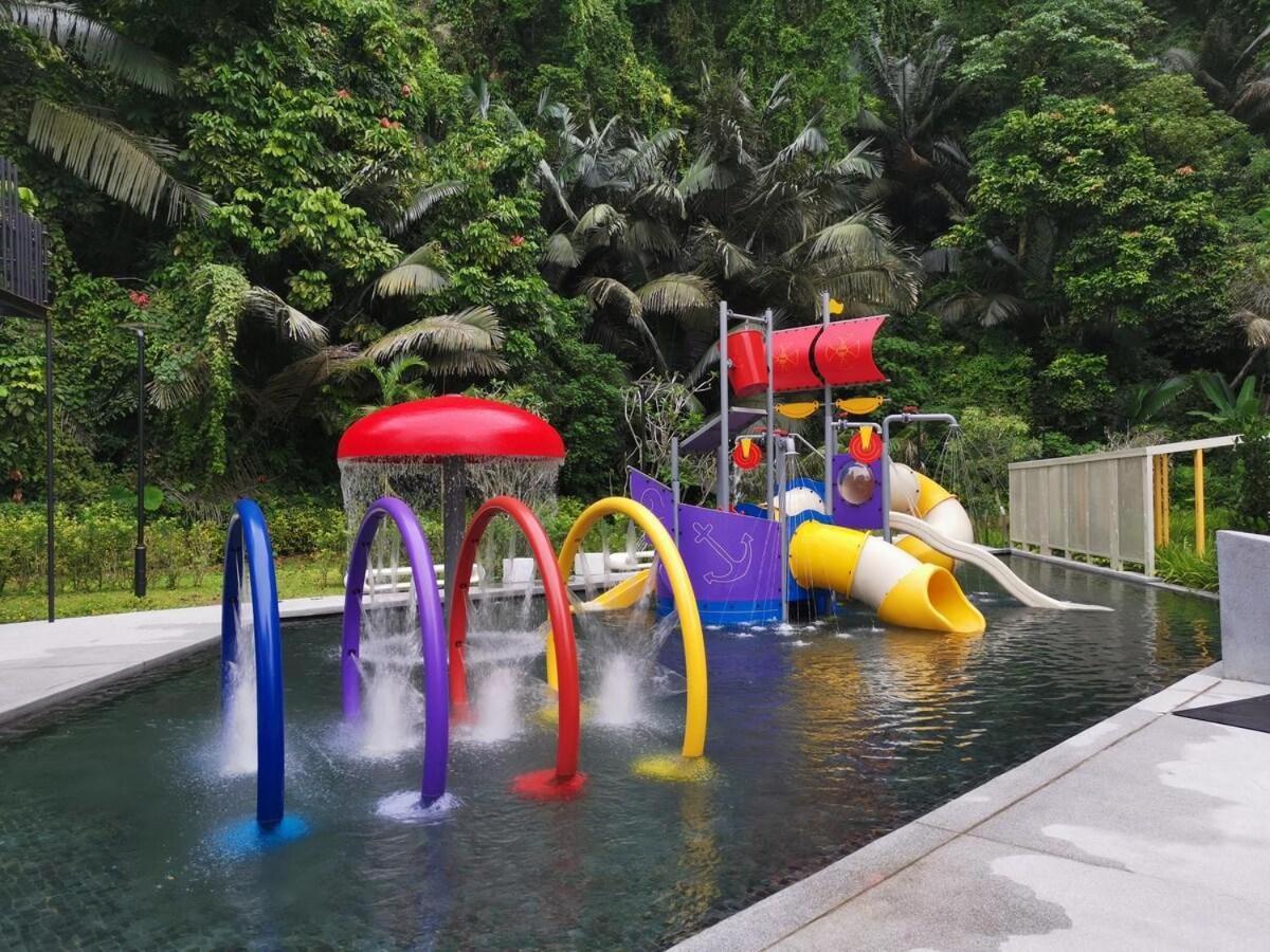 Ipoh Waterpark The Cove Premium Suites 7-13Pax By Iwh Eksteriør billede